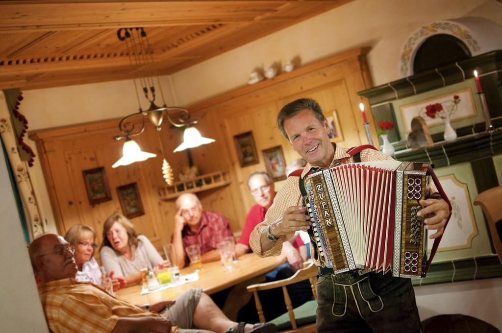אלטנמרקט אים פונגאו Hotel Garni Alpenland מראה חיצוני תמונה